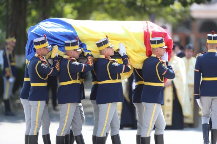 slujba-de-inmormantare-a-fostului-presedinte-ion-iliescu-s-a-incheiat