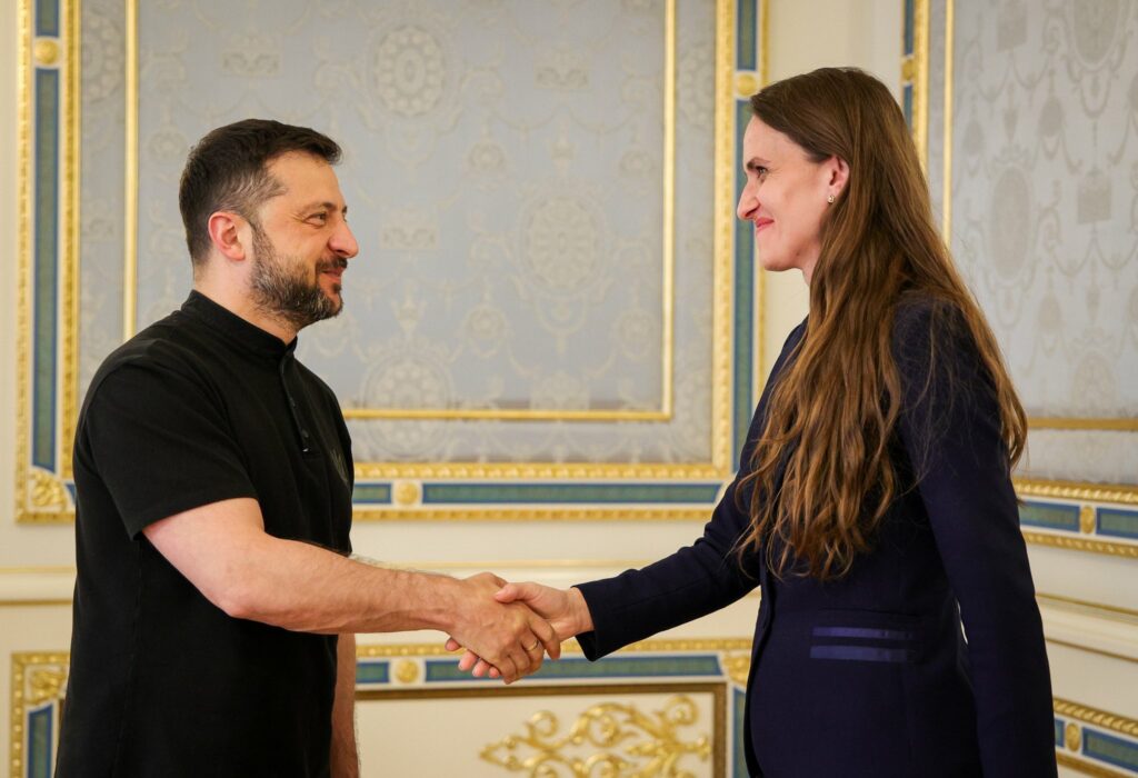 oana-toiu-si-volodimir-zelenski-s-au-intalnit-la-kiev.-despre-ce-au-discutat