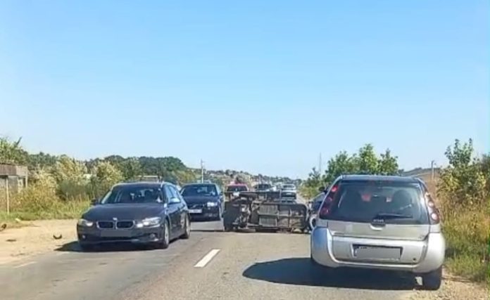 o-autospeciala-smurd-iasi-a-fost-implicata-intr-un-accident-rutier