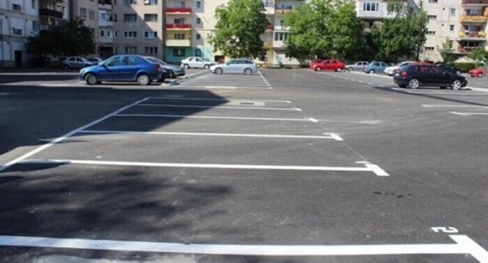 locuri-de-parcare-scoase-la-licitatie-in-zonele-canta,-aleea-rozelor,-poitiers-si-decebal