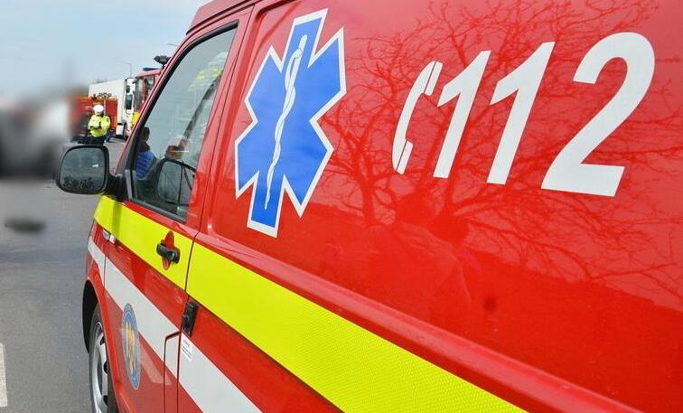 accident-socant-in-judetul-iasi:-doua-persoane-ranite-dupa-ce-autoturismul-a-lovit-o-caruta