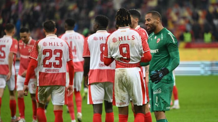 lovitura-pentru-dinamo-inainte-de-derby-ul-cu-fcsb!-s-a-accidentat-la-incalzire-in-meciul-de-cupa-|-sport.ro