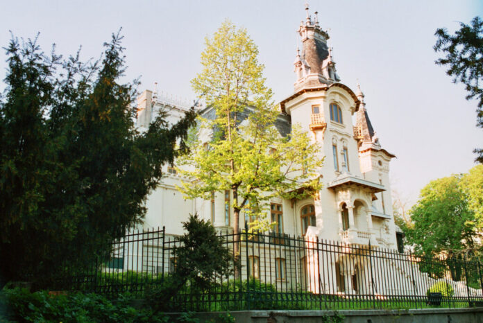 monumentele-istorice-din-romania-vor-fi-centralizate-intr-o-platforma-digitala,-cu-imagini-3d-si-date-de-arhiva