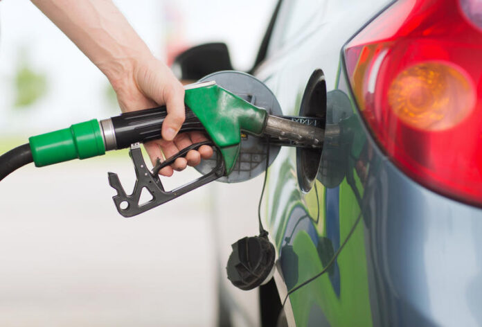 benzina-si-motorina,-scumpiri-multiple-/-cu-cat-vor-creste-preturile-de-la-1-ianuarie-–-hotnews.ro