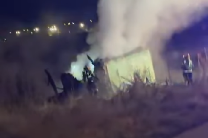 alerta-in-miroslava-dupa-un-apel-la-112:-flacarile-au-cuprins-o-casa-veche